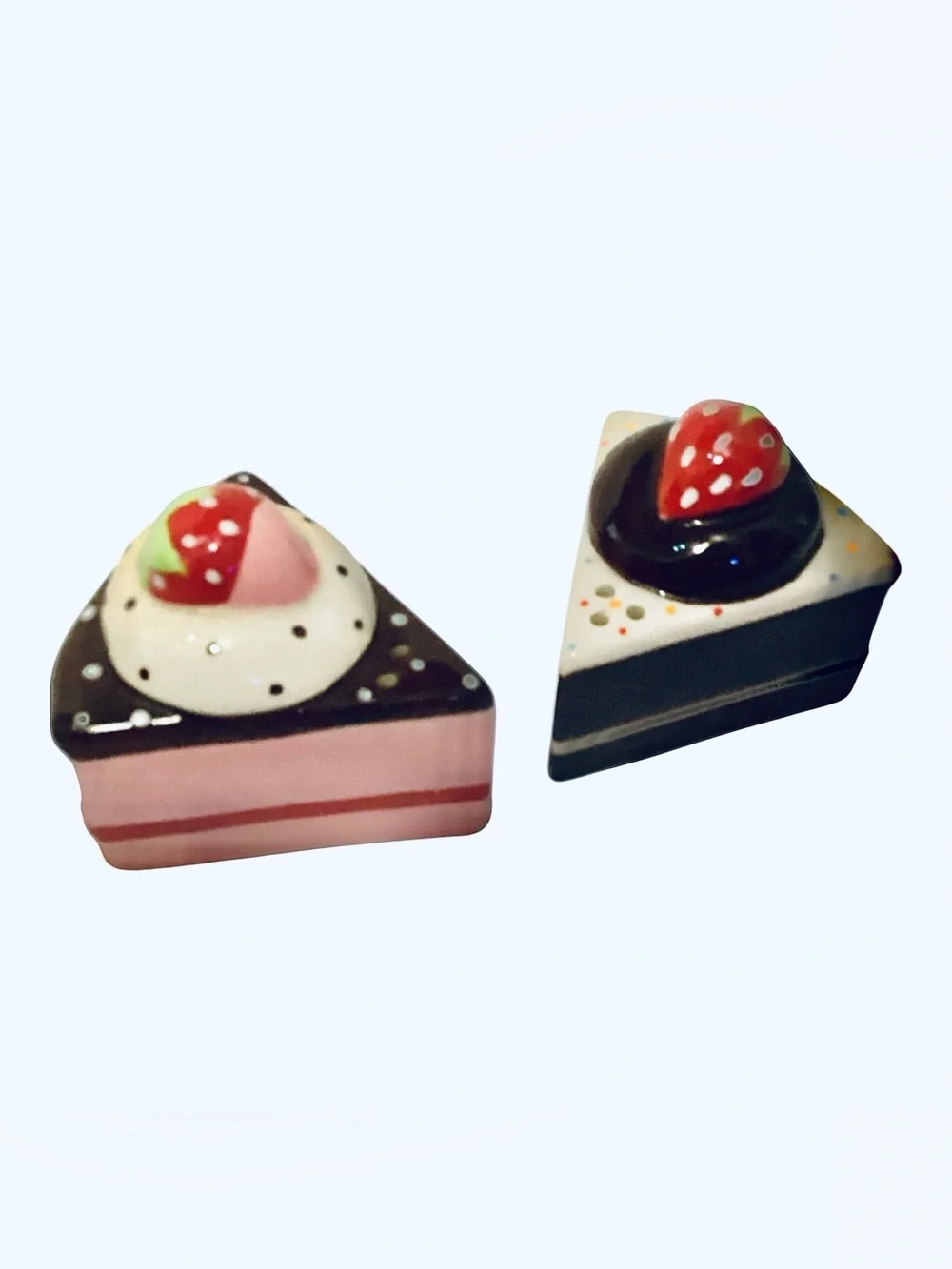 Cute Ceramic Strawberry Cake Slice Salt & Pepper Shakers Dessert Set